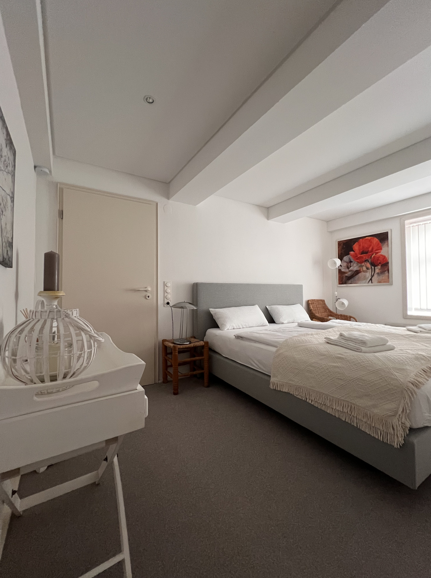 Schlafzimmer 4 im 1.OG.jpeg